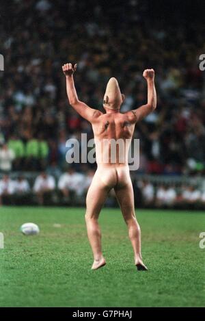 Rugby World Cup 7's, Hong Kong. Streaker della Coppa del mondo di rugby Sevens. Foto Stock
