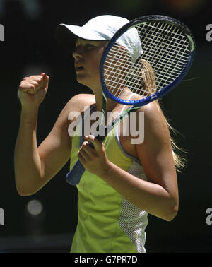 Maria Sharapova in Russia celebra un punto di vittoria durante la sua partita Contro il connazionale Svetlana Kuznetsova Foto Stock