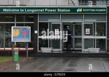 Una visione generale della centrale elettrica di Longannet che è stata visitata dal vice primo ministro John Swinney. Foto Stock