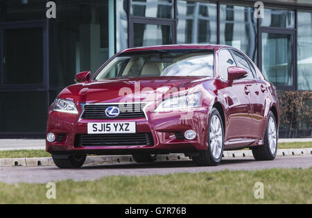 Consegna della flotta di Little's Chauffeur Lexus al Maxim Park vicino a Glasgow, Scozia. Foto Stock