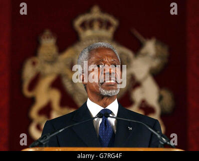 Il Segretario generale delle Nazioni Unite Kofi Annan interviene in una conferenza di alto livello delle Nazioni Unite. Foto Stock