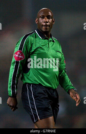 Calcio - fa Barclays Premiership - Blackburn Rovers v Chelsea - Ewood Park. Arbitro Uriah Rennie Foto Stock