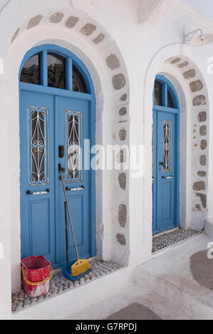 Portali in villaggio di Nikia, Nissiros (Nissiros), del Dodecaneso, Egeo Meridionale Regione, Grecia Foto Stock