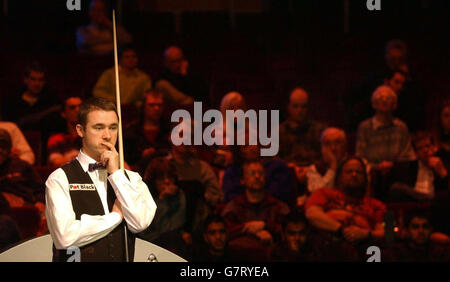 Snooker - i maestri 2005 - Secondo round - Stephen Hendry v Stephen Lee - Wembley Conference Centre Foto Stock