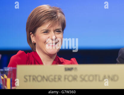 Primo Ministro Nicola Sturgeon durante la conferenza SNP al SECC di Glasgow. Foto Stock