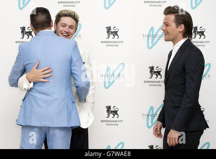 (Da sinistra a destra) Liam Payne, Niall Horan e Louis Tomlinson di una direzione arrivano per il Great Gatsby Ball a Bloomsbury Ballrooms a Londra. Foto Stock