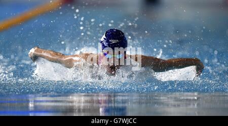 Siobhan-Marie o'Connor della Bath University compete nel Women's Open 200m IM durante il British Swimming Championships al London Aquatics Center di Londra. Foto Stock