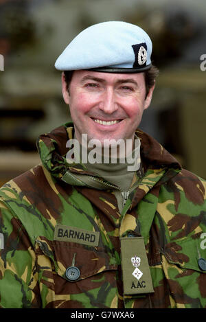 LT col Stuart Barnard, comandante del reggimento di addestramento dell'esercito vicino Winchester. Foto Stock