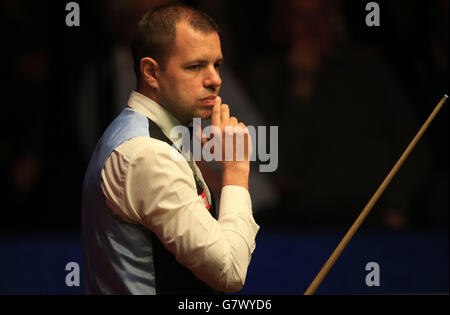 Snooker - Betfred Campionato Mondiale - Giorno tredici - Crucible Theatre Foto Stock