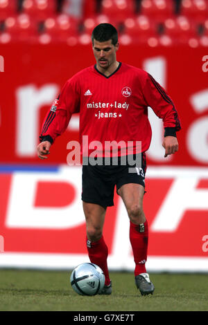 Calcio - Bundesliga tedesca - FC Nurnberg v Borussia Dortmund - Frankenstadion. Mario Cantaluppi, FC Nurnberg Foto Stock