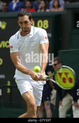 Londra, Regno Unito. Il 27 giugno, 2016. James Ward Gran Bretagna i campionati di Wimbledon 2016 All England Tennis Club, Wimbledon, Londra, Inghilterra 27 giugno 2016 All England Tennis Club, Wimbledon, Londra, Inghilterra 2016 Credit: Allstar Picture Library/Alamy Live News Foto Stock