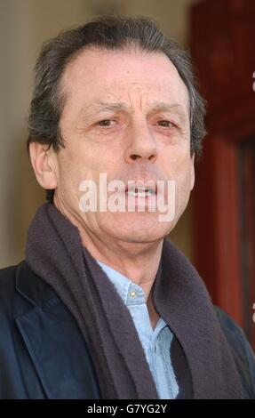 Cast Photocall - oltre ogni ragionevole dubbio - nuovo Teatro Wimbledon. Leslie Grantham durante una fotocall per il gioco 'oltre ragionevole dubbio'. Foto Stock