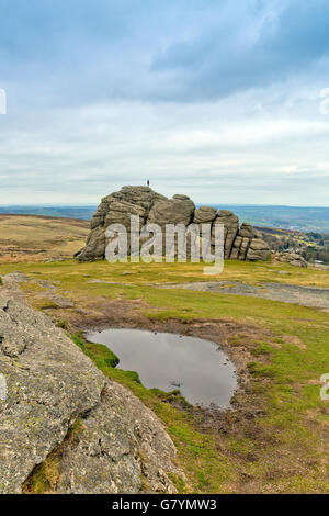 Il granito di fieno Tor è stato alterato da milioni di anni di vento, pioggia e gelo su Dartmoor Devon, Inghilterra, Regno Unito Foto Stock