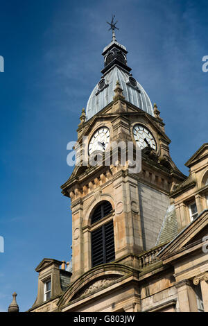 Regno Unito, Cumbria, Kendal Highgate, Kendal Town Hall clock tower Foto Stock