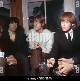 Musica - i Rolling Stones. I Rolling Stones. (l-r) Bill Wyman, Mick Jagger e Brian Jones. Foto Stock