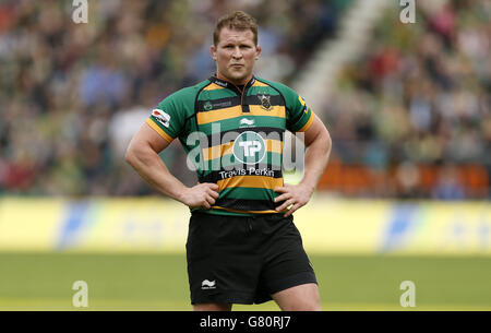 Il Dylan Hartley dei Northampton Saints si guarda deposto dopo la semifinale Aviva Premiership ai Franklins Gardens di Northampton. Foto Stock