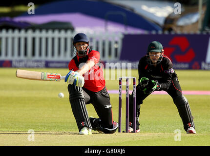 Cricket - NatWest T20 Blast - Leicestershire Foxes v Durham Jets - Grace Road. Phil Mustard di Durham Jets esce con successo Foto Stock