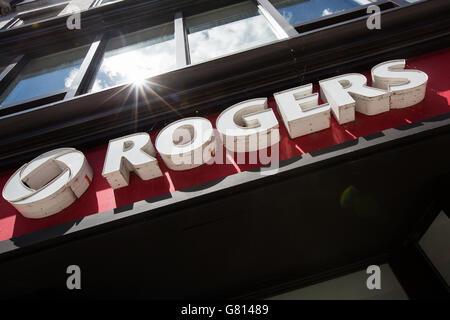 Rogers store a Kingston, Ont., il 22 giugno 2016. Foto Stock