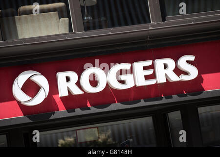 Rogers store a Kingston, Ont., il 22 giugno 2016. Foto Stock