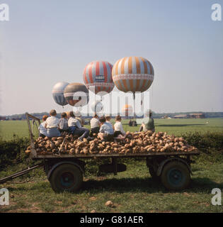 Aviazione - BBC International Balloon Race - Stanton Harcourt, Oxfordshire Foto Stock