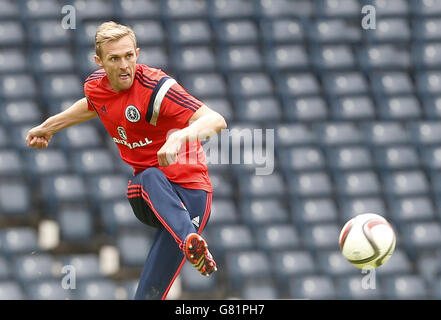 Calcio - International friendly - Scozia v Qatar - Scotland Training Session - Hampden Park. Darren Fletcher in Scozia durante la sessione di allenamento all'Hampden Park di Glasgow. Foto Stock