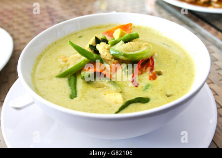 Verde Pollo al Curry,cucina thailandese Foto Stock