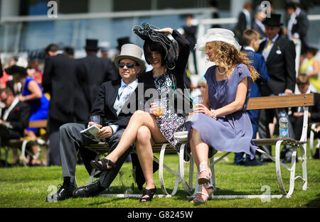 Horse Racing - 2015 Investec Derby Festival - Derby Day - ippodromo di Epsom Foto Stock