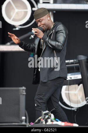 Fuse ODG esibendosi in diretta sul palco il giorno 2 del festival Parklife il 07 2015 giugno a Heaton Park Manchester, Regno Unito Foto Stock
