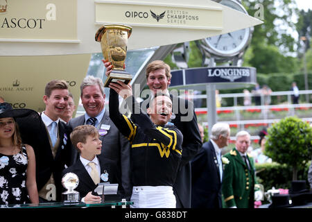 Corse di cavalli - Il Royal Ascot incontro 2015 - Giorno 5 - Ascot Racecourse Foto Stock