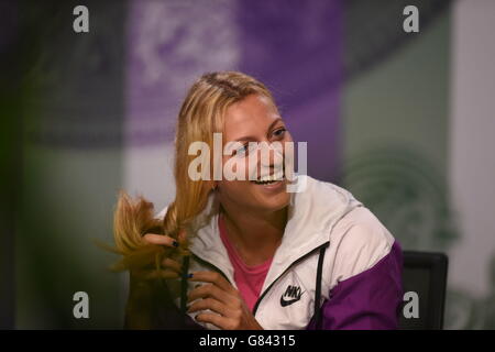 Petra Kvitova, della Repubblica Ceca, tiene una conferenza stampa nella sala principale dell'intervista durante una giornata di anteprima per i Campionati di Wimbledon presso l'All England Lawn Tennis and Croquet Club di Wimbledon. Il credito fotografico dovrebbe essere: Florian Eisele/AELTC/POOL/PA Wire. Foto Stock