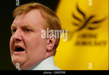 Campagna elettorale generale 2005 - liberaldemocratici. Il leader liberaldemocratico Charles Kennedy. Foto Stock