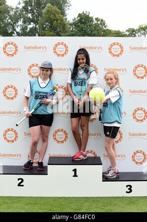 Atletica - Sainsbury's school games il lancio con Jonnie Peacock - Long Eaton Foto Stock