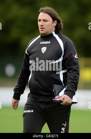 Soccer - UEFA Champions League - Primo Round qualifiche - Seconda tappa - i nuovi Santi v B36 Torshavn - Park Hall Stadium Foto Stock