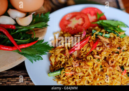 Mescolare noodles fritti Foto Stock