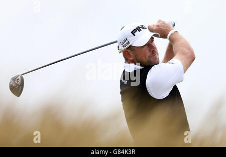 Golf - il Campionato Open 2015 - giorno uno - St Andrews. Lee Westwood in Inghilterra durante il primo giorno dell'Open Championship 2015 a St Andrews, Fife. Foto Stock