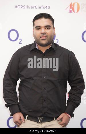 Naughty Boy partecipa al Nordoff Robbins O2 Silver Clef Awards 2015 tenutosi a Grosvenor House, Park Lane, Londra. PREMERE ASSOCIAZIONE foto. Data immagine: Venerdì 03 luglio 2015. Il credito fotografico dovrebbe essere: David Jensen/PA Wire Foto Stock