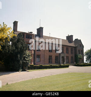 Chartwell Manor a Westerham, Kent, ex casa del compianto Winston Churchill. La casa sarà aperta al pubblico a partire dal 21 giugno 1966. Foto Stock