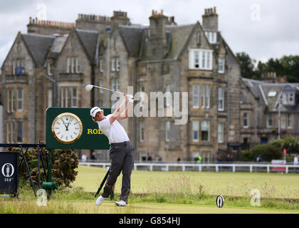 Golf - il Campionato Open 2015 - giorno quattro - St Andrews. Eddie Pepperell in Inghilterra tee off the 2nd tee durante il quarto giorno dell'Open Championship 2015 a St Andrews, Fife. Foto Stock