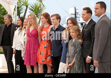 Attore Viggo Mortensen, produttore Shivani Rawat, produttore Monica Levinson, produttore di Lynette Howell-Taylor, attrice Annalise Bass Foto Stock