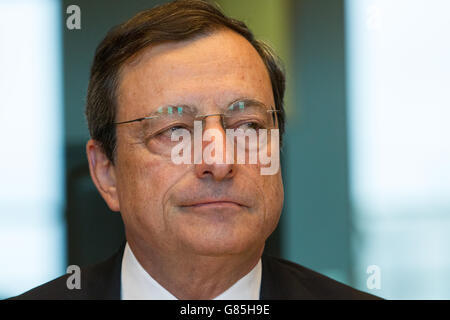 Mario Draghi presidente della BCE Banca centrale europea Foto Stock