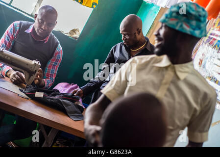 Barber shop in Maramba, township di Livingstone, Zambia Foto Stock