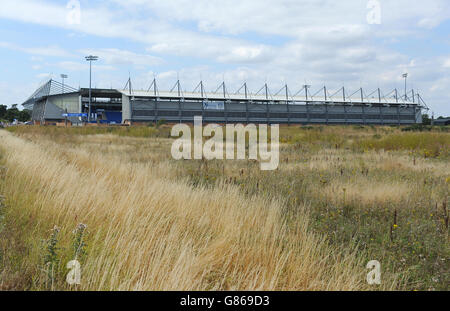 Una vista generale del Weston Homes Community Stadium, Colchester. PREMERE ASSOCIAZIONE foto. Data immagine: Sabato 8 agosto 2015. Scopri la storia della Pennsylvania SOCCER Colchester. Il credito fotografico dovrebbe essere: Dominic Lipinski/PA Wire. . Nessun utilizzo con audio, video, dati, elenchi di apparecchi, logo di club/campionato o servizi "live" non autorizzati. L'uso in-match online è limitato a 45 immagini, senza emulazione video. Nessun utilizzo nelle scommesse, nei giochi o nelle pubblicazioni di singoli club/campionati/giocatori. Foto Stock