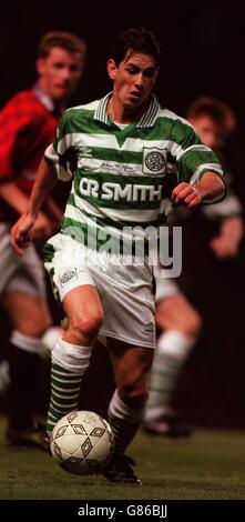 Brian McClair testimonial Manchester United / Celtic. Jackie McNamara, Celtico Foto Stock