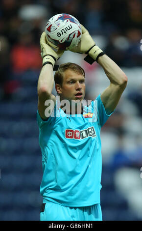 Calcio - Capital One Cup - Second Round - Preston North End contro Watford - Deepdale. Il portiere di Watford Giedrius Arlauskis durante la Capital One Cup, seconda partita a Deepdale, Preston. Foto Stock