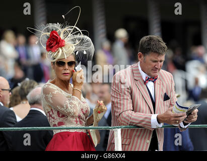 Corse di cavalli - Benvenuti a Yorkshire Ebor Festival - Giorno 3 - York Racecourse Foto Stock