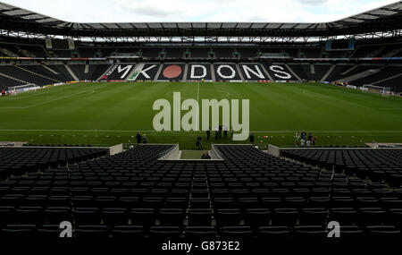 Calcio - Sky scommessa campionato - MK Dons v Birmingham City - Stadium:mk Foto Stock