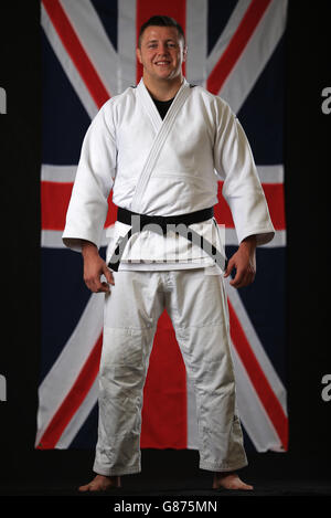 Gran Bretagna judo atleta ben Fletcher durante la fotocellula al Centro di Eccellenza, Università di Wolverhampton. PREMERE ASSOCIAZIONE foto. Data immagine: Lunedì 10 agosto 2015. Vedi la storia della PA JUDO Britain. Il credito fotografico dovrebbe essere: Nick Potts/PA Wire Foto Stock
