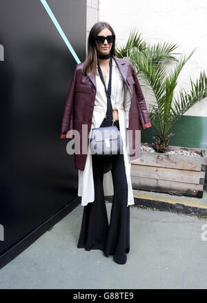 Fashionistas al BFC show space, Brewer Street Car Park, durante la London Fashion Week SS16. Il credito immagine dovrebbe leggere Edward Smith/ PA Showbiz Foto Stock