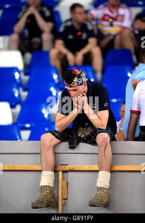 Gli appassionati scozzesi reagiscono dopo il fischio finale della partita di qualificazione del Campionato europeo UEFA alla Boris Paichadze Dinamo Arena di Tbilisi. Data foto: Venerdì 4 settembre 2015. Guarda la storia della Pennsylvania SOCCER Georgia. Il credito fotografico deve essere: Nick Potts/PA Wire. Foto Stock