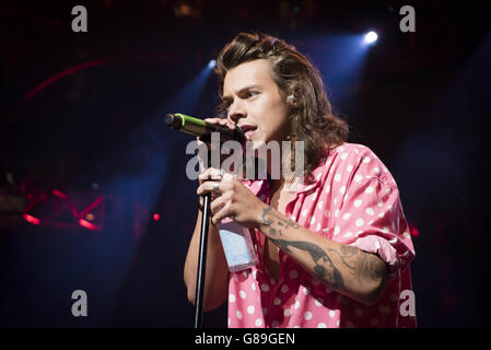 Apple Music Festival 2015 - Londra. Harry Styles of One Direction si esibisce al festival Apple Music presso la Roundhouse di Camden, Londra. Foto Stock